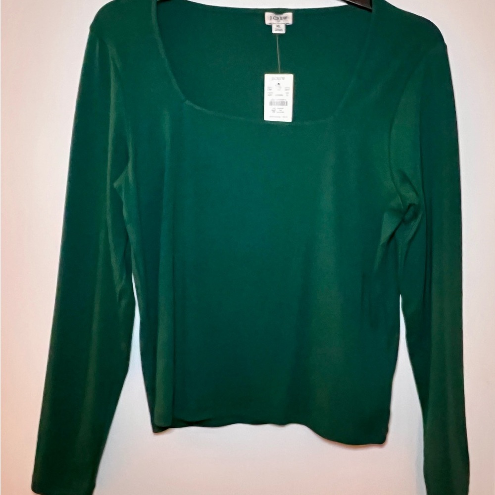 Green Long Sleeve Top